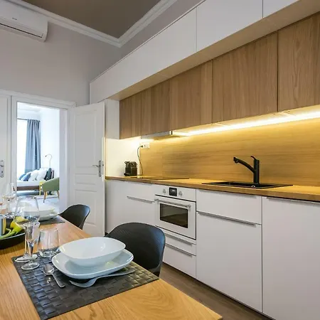 H75 Apartments Kosice Centre Exterior photo