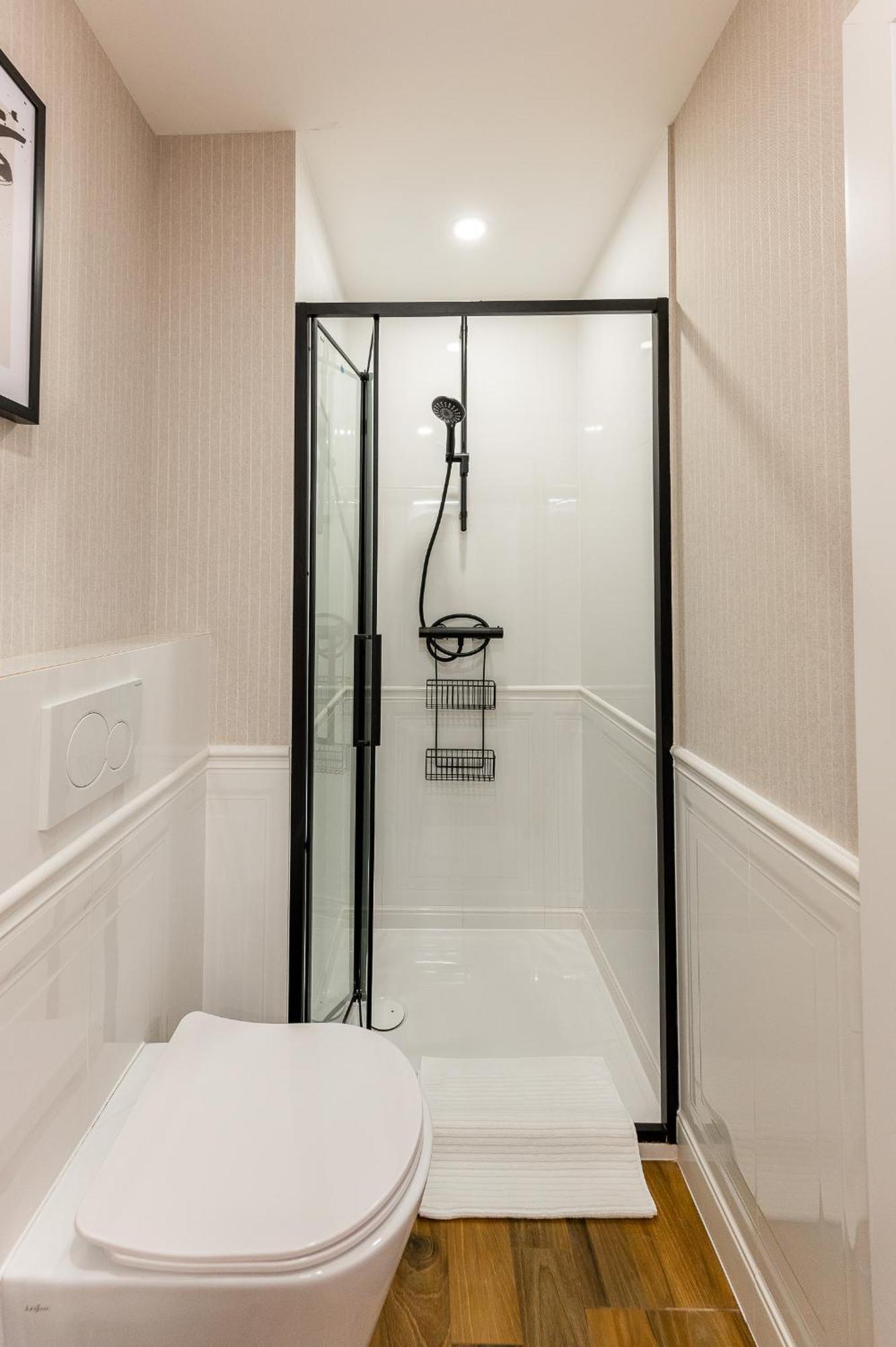 H75 Centre Apartment *