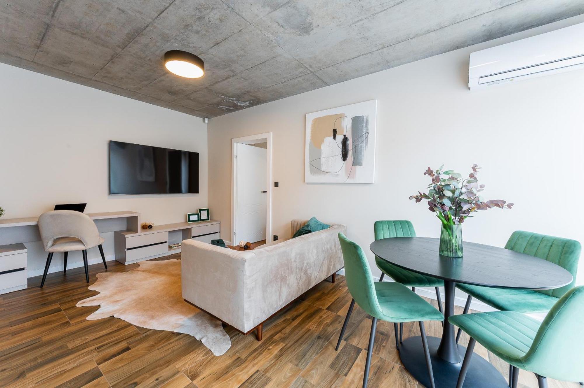 H75 Centre Apartment